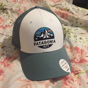 NWT Patagonia LoPro Trucker Hat